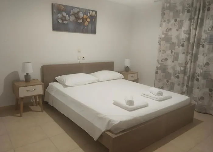 Ismene * Argostoli (Kefalonia)